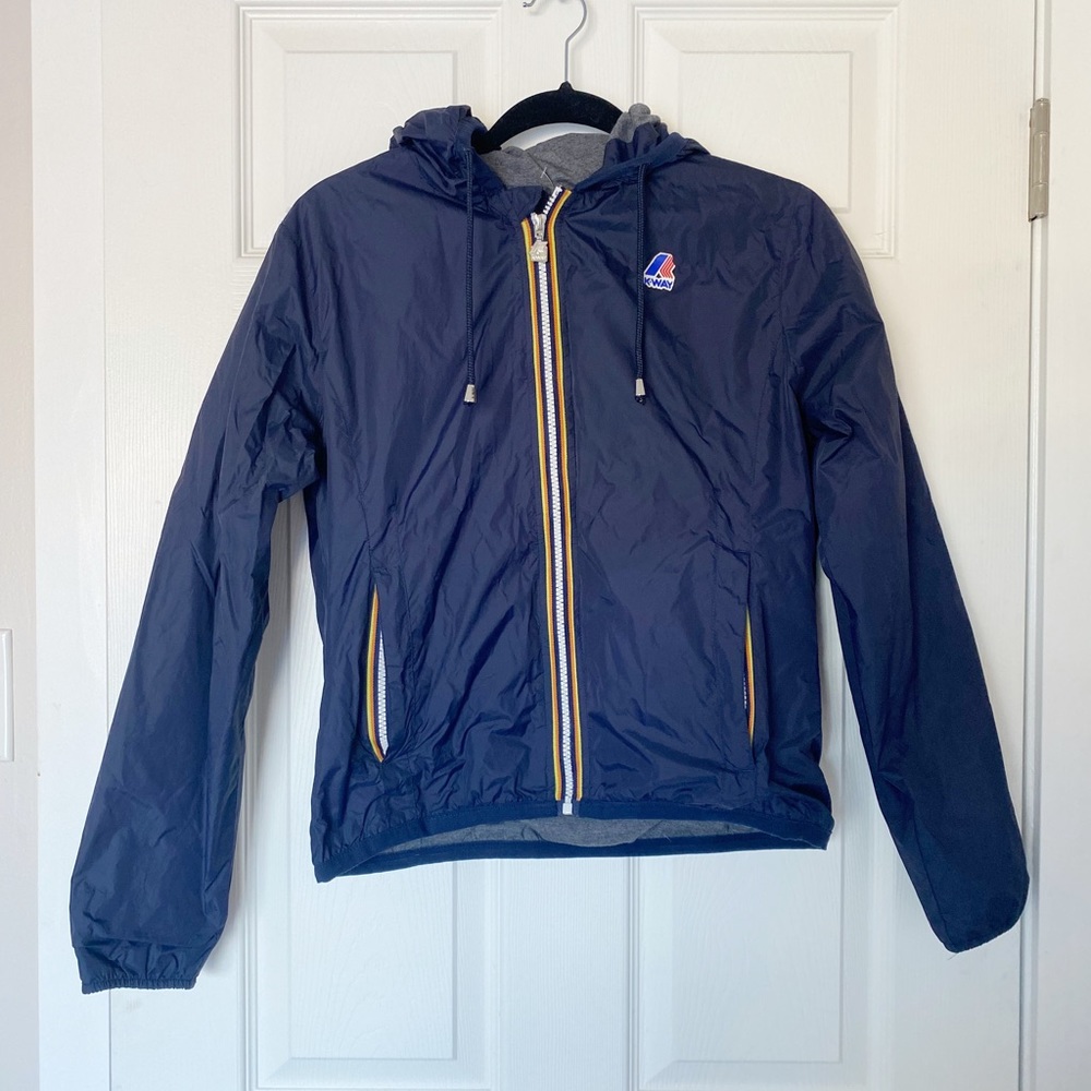 ⭐️Vintage⭐️ K-Way hooded jacket-size medium.